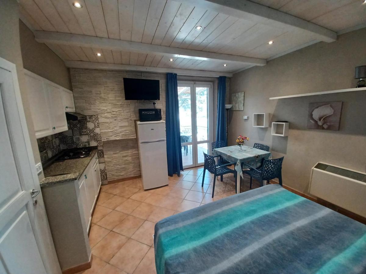 Vacanzamaredue 2 Residence Марина ди Кампо Екстериор снимка