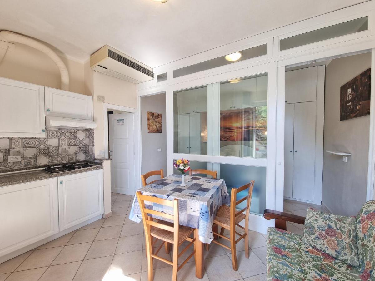 Vacanzamaredue 2 Residence Марина ди Кампо Екстериор снимка