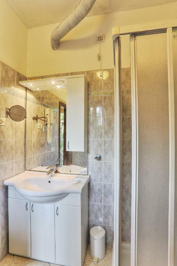 Vacanzamaredue 2 Residence Марина ди Кампо Екстериор снимка